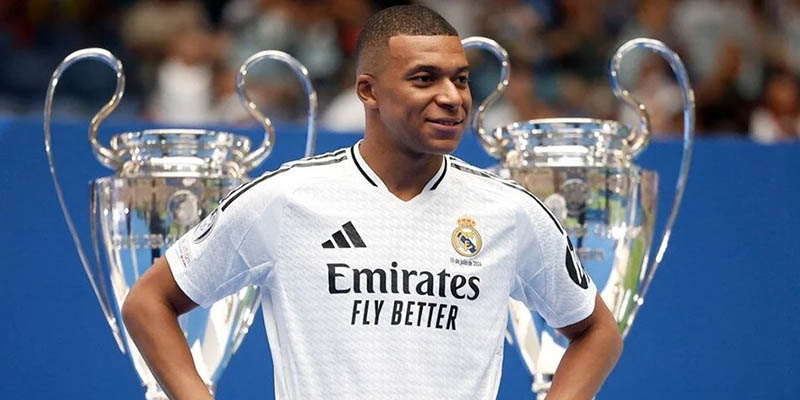 Tới Real Madrid là bước đi khôn ngoan của Mbappé